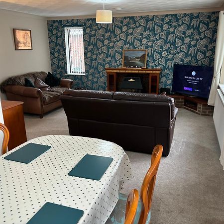 2 Bedroom Bungalow Rhosllanerchrugog Kültér fotó